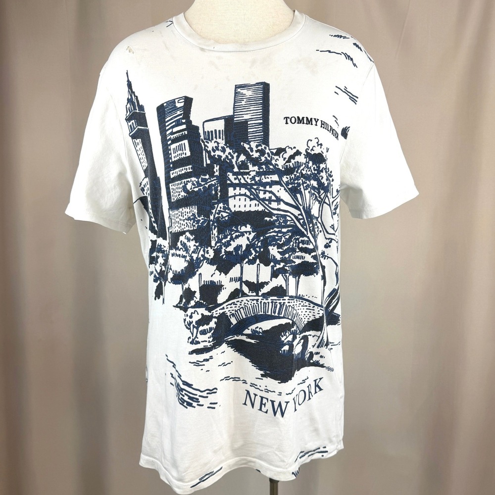 Vintage TOMMY HILFIGER Mens (L) Y2K New York NYC Distressed T-Shirt Streetwear